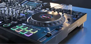 Kontrolery DJ
