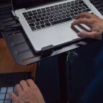 Gravity LTS T 01 - regulowany statyw pod laptopa, tablet, kontroler - 9