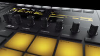 MASCHINE MK3(有料expansion12個付き) MASCHINE MK3(有料expansion12個付き)